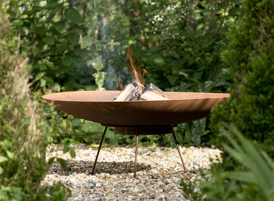Outdoor Pots & Fire Pits