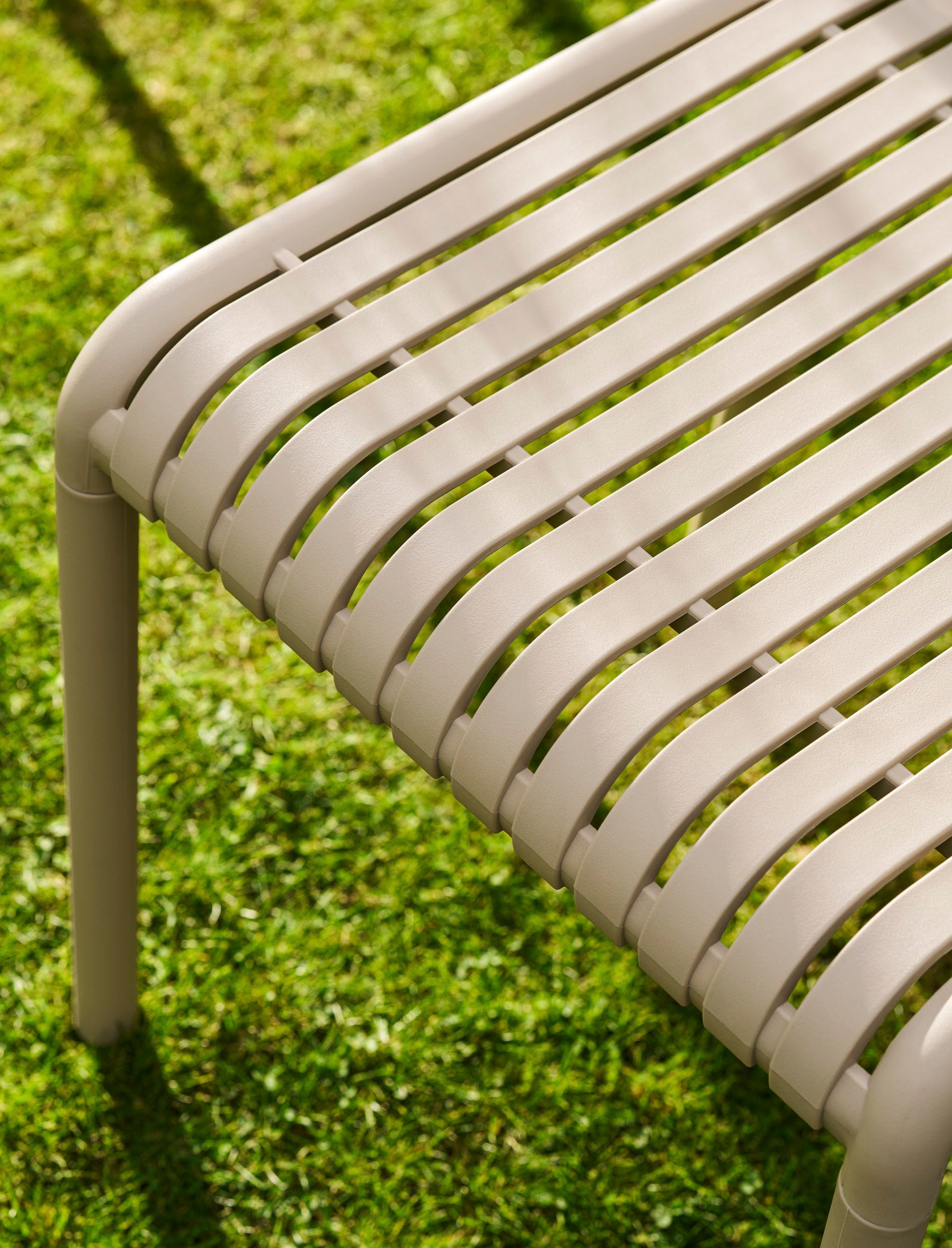 Garden Trading - Edgeworth Armchairs & Side Table Set / Clay