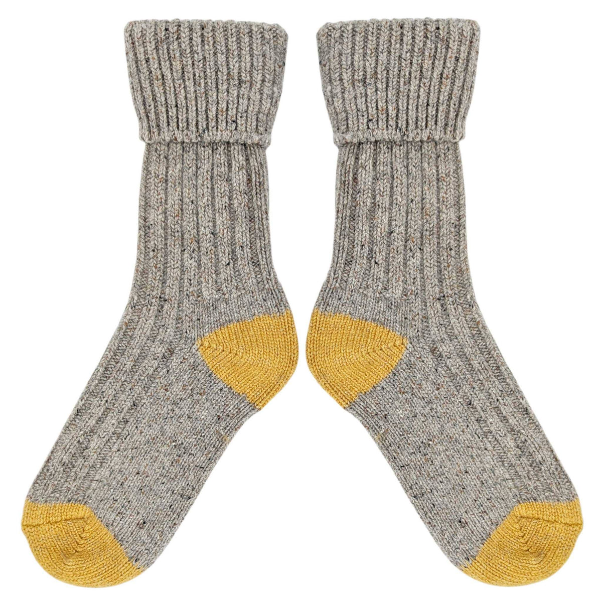 Catherine Tough - Unisex Recycled Silk Blend Ribbed Socks: Grey & gold - med