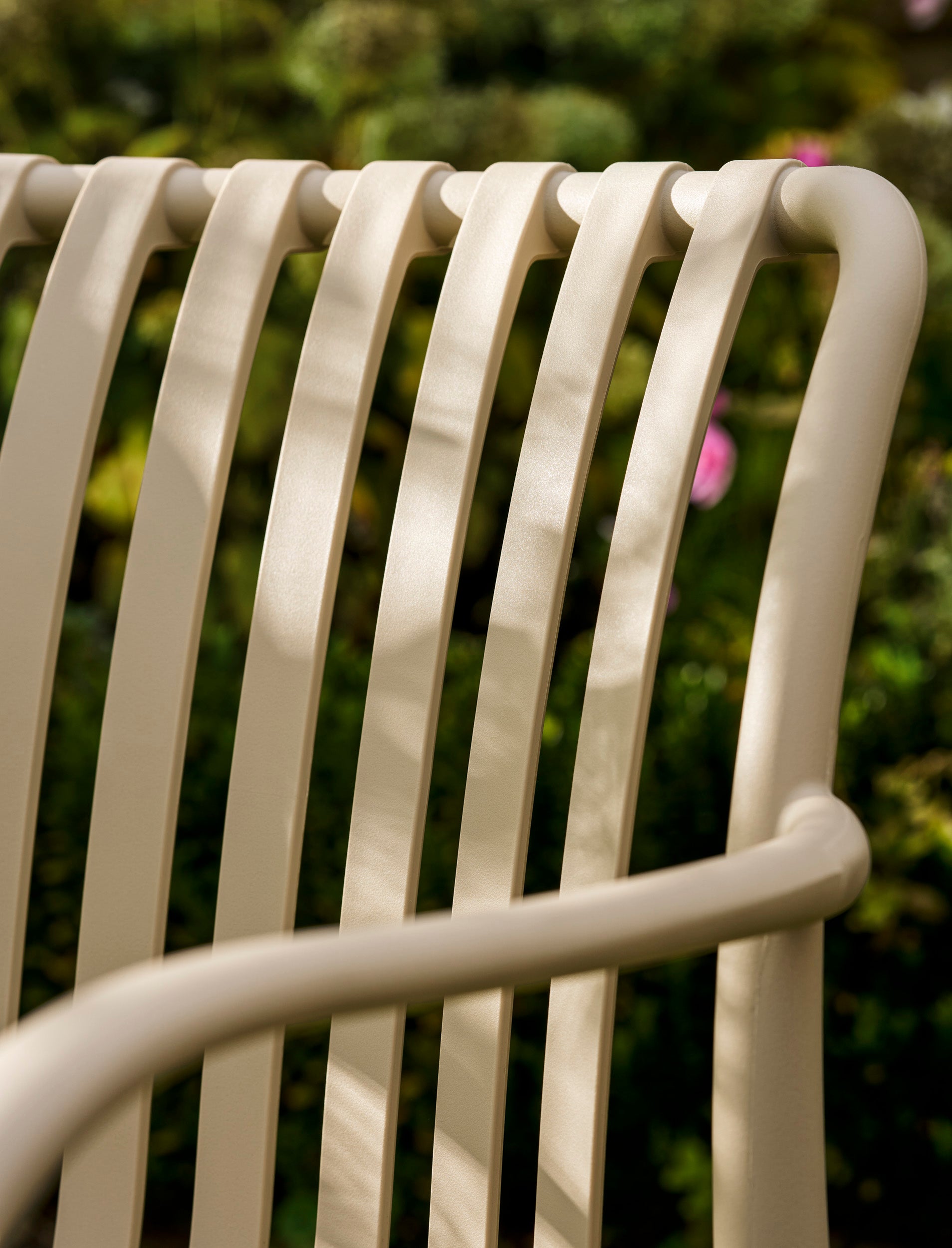 Garden Trading - Edgeworth Armchairs & Side Table Set / Clay