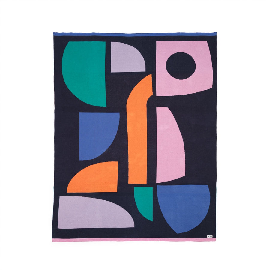 Sophie Home - Throw Blanket / Bruten Bright