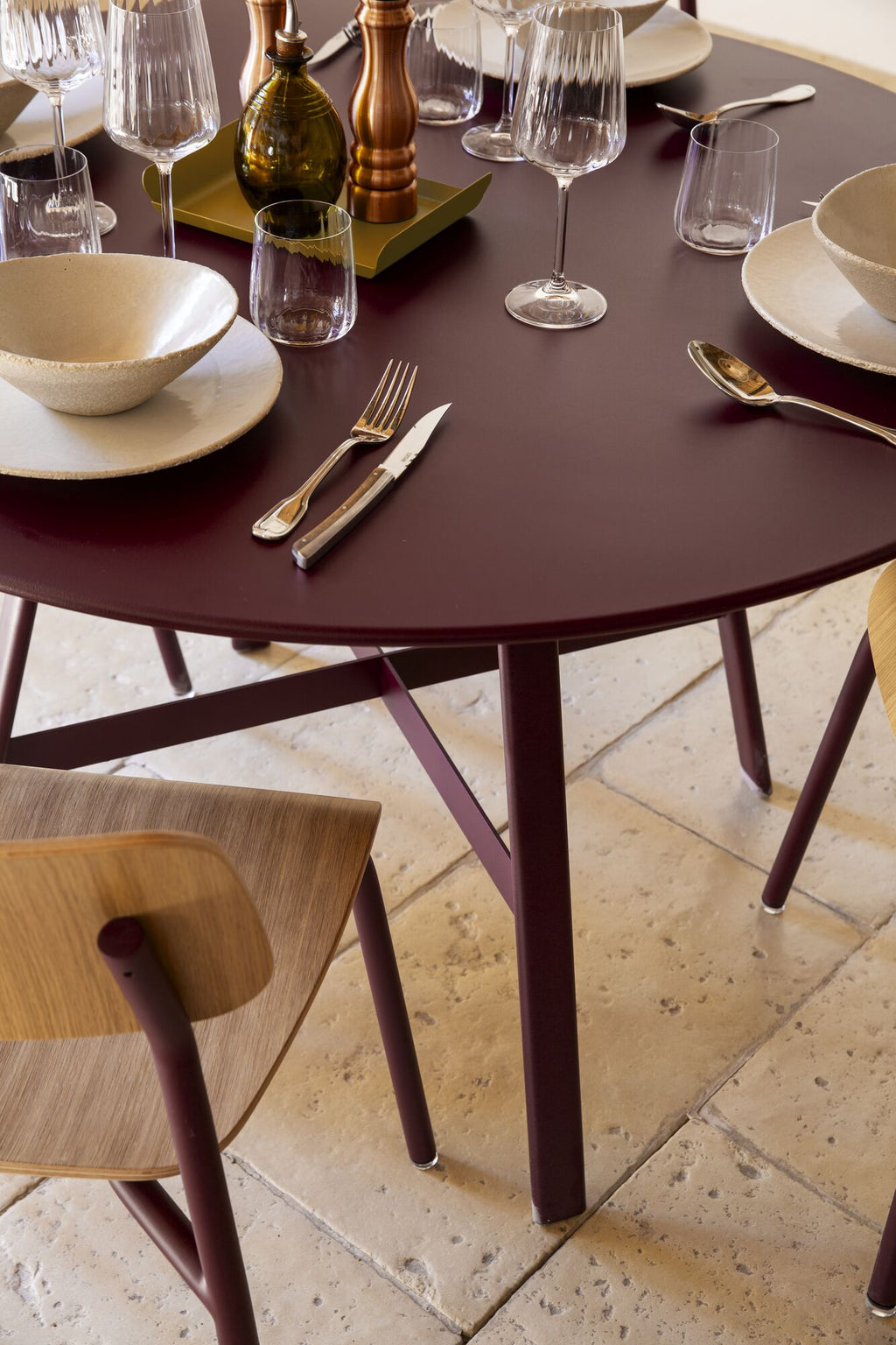 Fermob - So'o Table & Croisette Chair Set