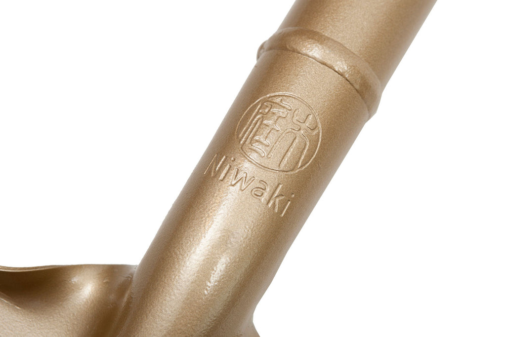 Niwaki - Golden Spade Standard