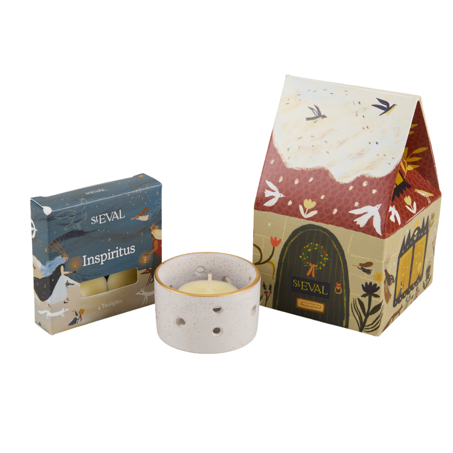 St. Eval - Christmas Cottage / Inspiritus