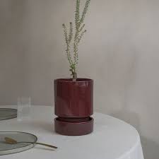 Bergs - The Hoff Plant Pot & Saucer Deep Burgundy Glazed 14cm