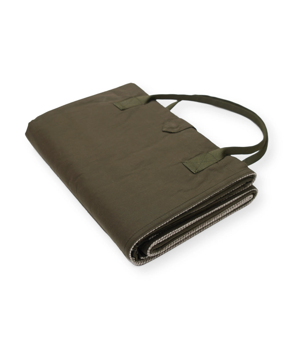 So Cosy Foldaway Picnic Blanket - Dusky Green Waxed Cotton & Undyed Wool