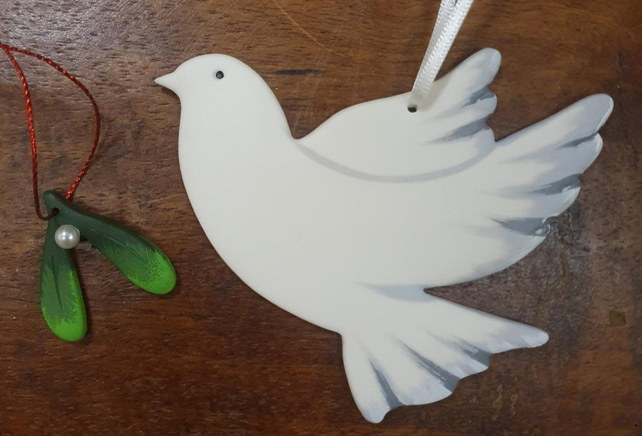 Angel Ceramics Peace Dove & Mistletoe
