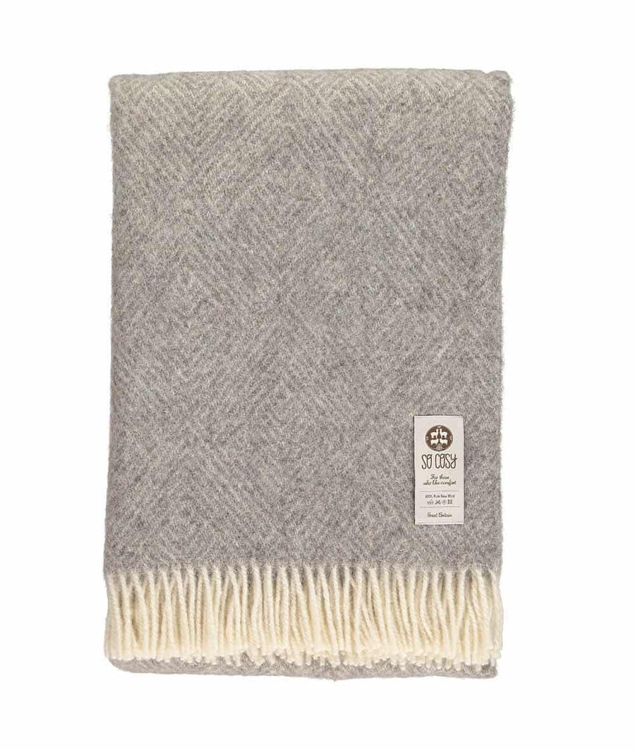 So Cosy Donell Throw- Soft Grey & Cream